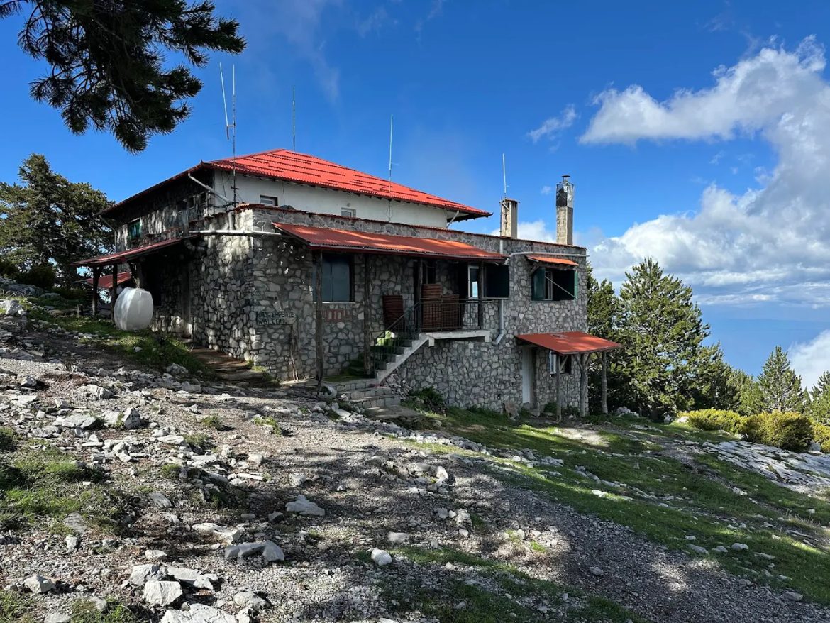 Petrostrouga Refuge